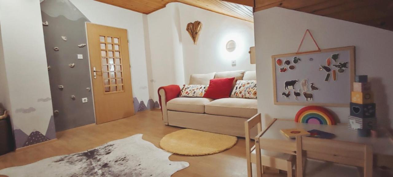 Fox Family Apartment Kranjska Gora Exterior photo